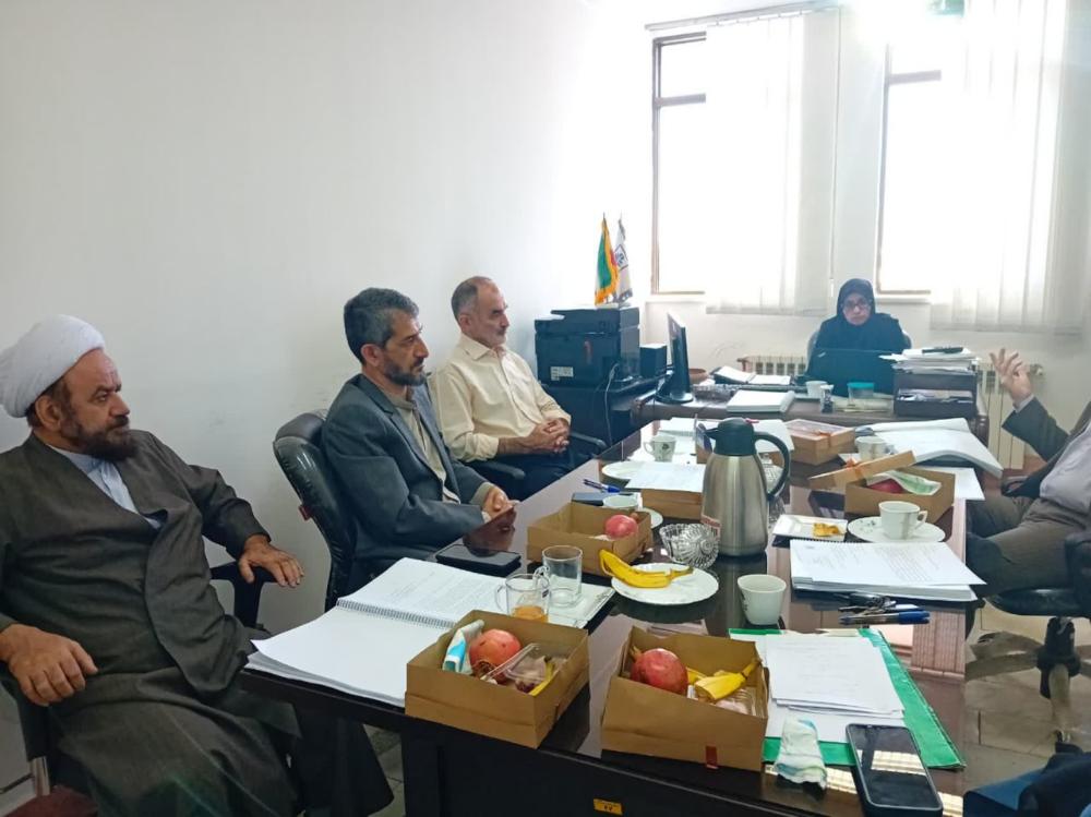 دفاع دانشجوی دوره دکتری رشته فقه و مبانی حقوق اسلامی دانشگاه مازندران